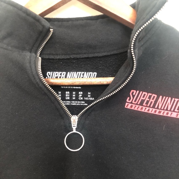 Super Nintendo entertainment sweater size medium - Picture 2 of 4